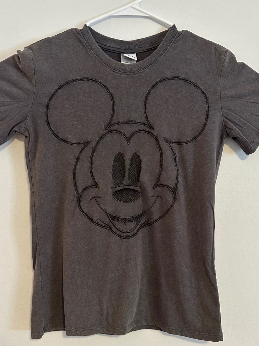 Mickey Mouse Embroidery Disney Cartoon Print T-Shirt Small Gray Y2K Short Sleeve